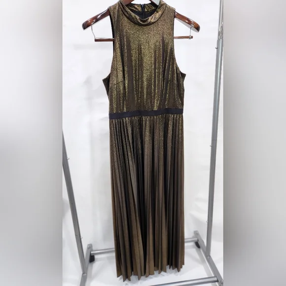 Donna Morgan Gold Sleeveless Pleated Gown Like New